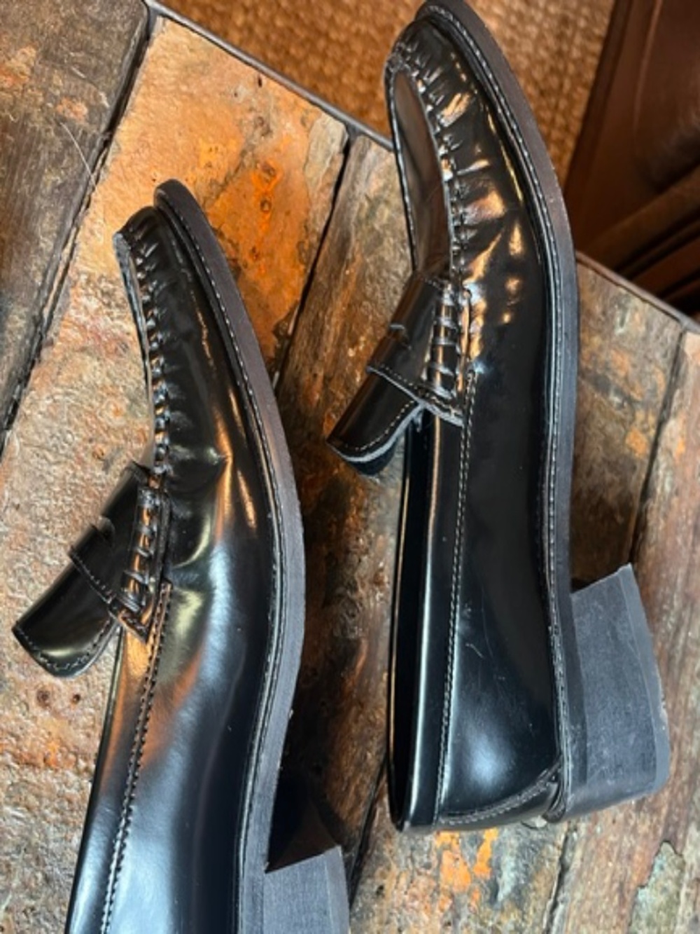 G.H. Bass Black Leather Penny Loafer, with a 1.5 block heel, 8M. - Picture 3 of 12